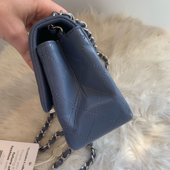 Chanel Square Mini - Picture 9 of 15